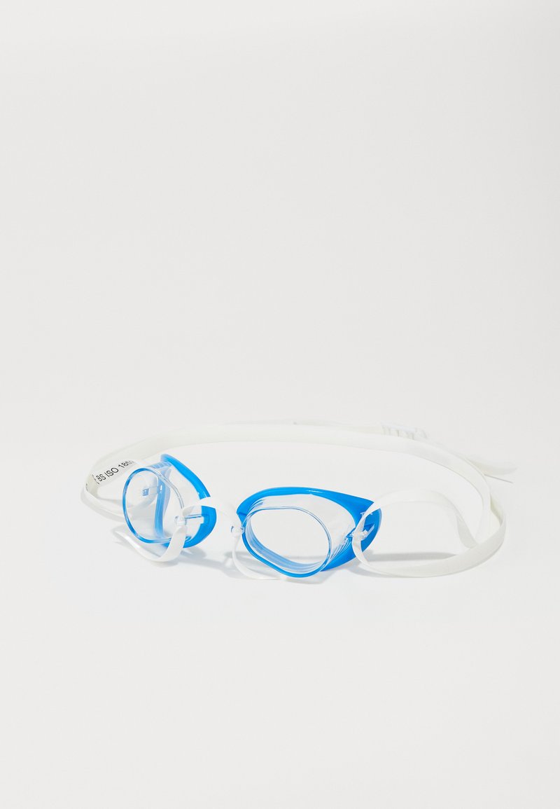 Occhialini da nuoto con lenti trasparenti e montatura in silicone blu, dotati di una fascia regolabile bianca per una vestibilità sicura e comfort.