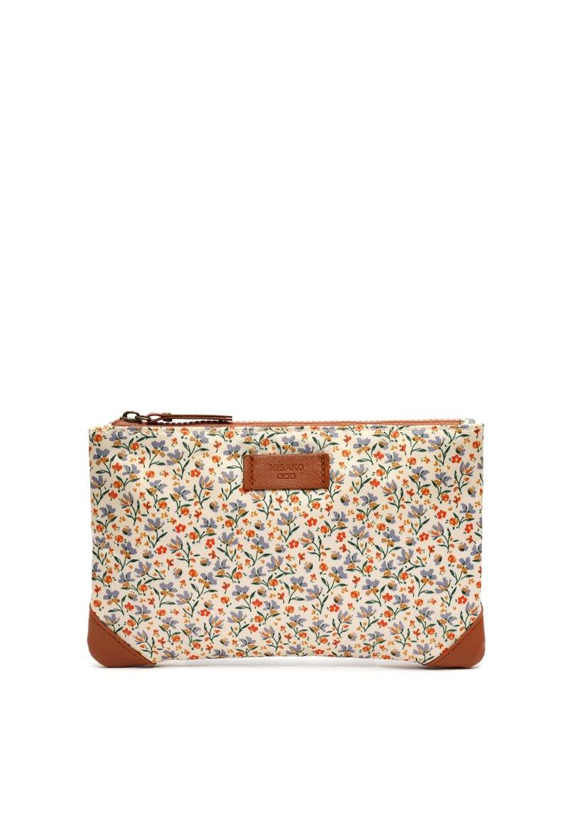 Pochette con stampa floreale realizzata in tessuto con dettagli in pelle, con fiori arancioni, viola e verdi su uno sfondo crema e chiusura a zip.