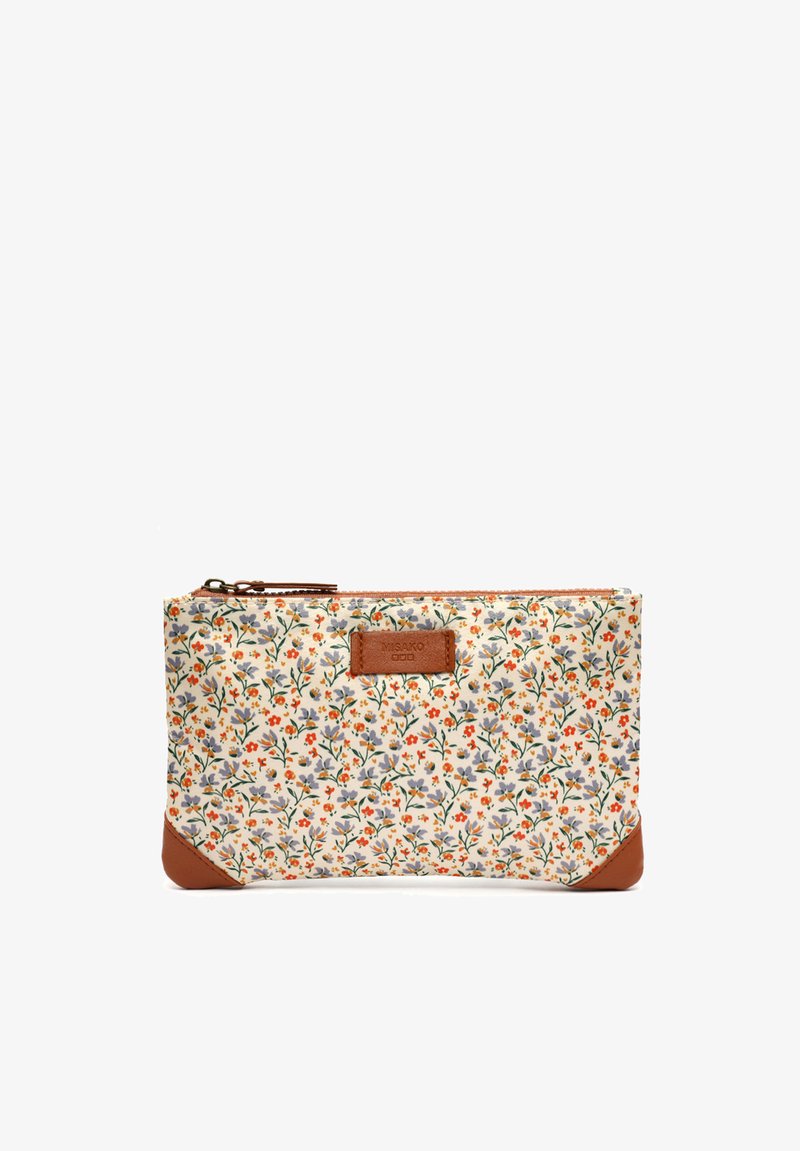 Pochette con stampa floreale realizzata in tessuto con dettagli in pelle, con fiori arancioni, viola e verdi su uno sfondo crema e chiusura a zip.