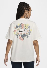 Nike Sportswear T-shirt print - sail