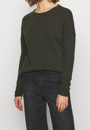Sweter