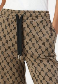 JOOP! TABBY - Trainingsbroek - medium brown