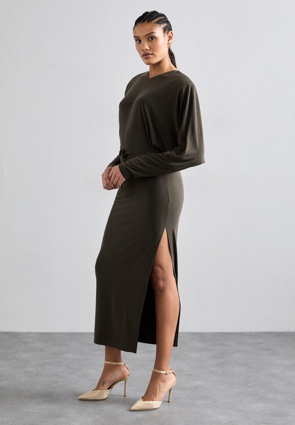 DOLMAN V NECK SIDE SLIT GOWN  - Cocktailkleid/festliches Kleid - espresso