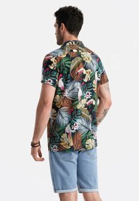 Ombre SHORT SLEEVE  - Camisa - navy blue and pink
