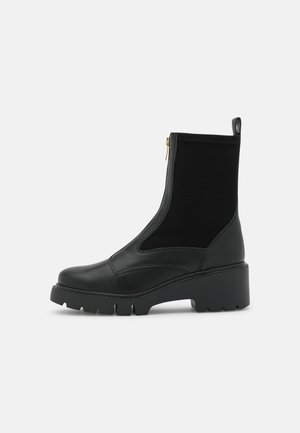 Unisa Juri Juri NTO Black Leder Leder Schwarz (Black), 37 im Sale main image 1