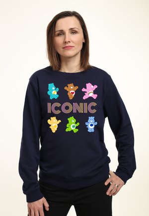 CARE BEARS 40TH ANNIVERSARY ICONIC BEARS - Bluza