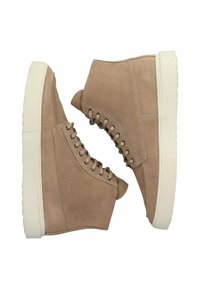 Beige suède hoge Sneakers met tonale veters, ronde oogjes en een witte rubberen zool. Glad oppervlak met minimale merkaanduiding.