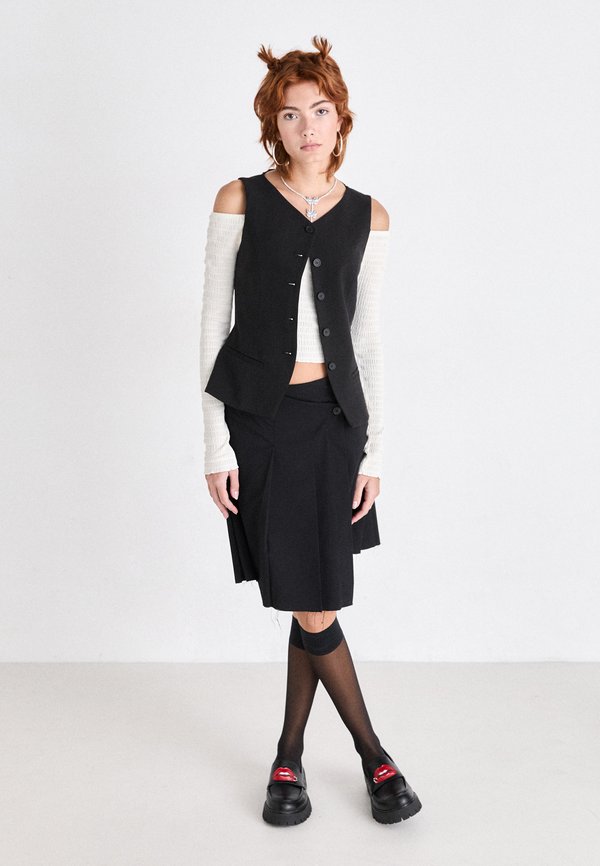 SCIENCE FICTION LIPS LOAFERS - Platform heels2