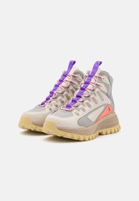 ARKK Copenhagen APAZE HIGHTOP UNISEX - Høye joggesko - ash sand