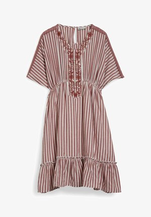 Gestreiftes kurzärmeliges Kleid mit pinken und weißen vertikalen Linien, besticktem V-Ausschnitt, elastischer Taille und Rüschensaum.