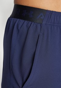 Thumbnail Image 6