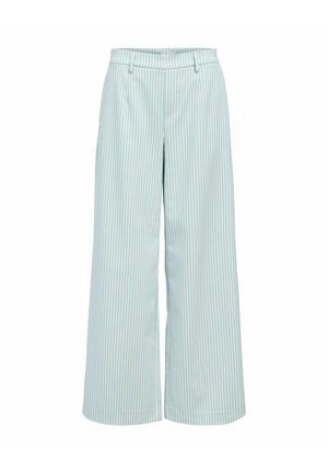 Svetlo modre široke hlače z navpičnimi belimi črtami, z gladko teksturo in elastičnim pasom za udobje.