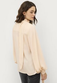 Ellos Collection SCHLUPPEN CLEO - Bluse - creme aw