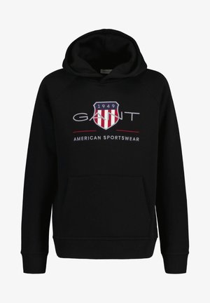 Felpa nera con cappuccio in cotone, dotata di una tasca a marsupio sul davanti e un design grafico con un logo a scudo rosso e blu e il testo "GANT".
