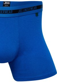 Niebieskie bokserki z mieszanki bambusowej z czarnym elastycznym paskiem na którym znajduje się napis "JBS UNDERWEAR". Gładka struktura i dopasowany krój.