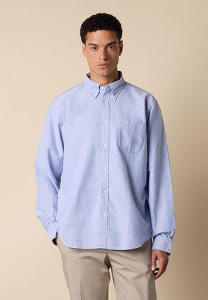 Brooks Brothers, REGULAR FIT WASHED OXFORD SHIRT WITH BUTTON DOWN COLLAR - Hemd - blue