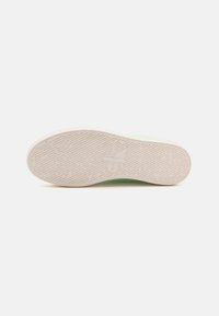 Calvin Klein Jeans FLATFORM ESSENTIAL MONO - Sneaker low - light green