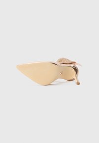 Steve Madden DEVILLE - Korolliset avokkaat - gold-coloured