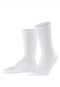 Weiße Baumwollsocken mit Rippendesign, mittellange Länge bis zur Wade, nahtlose Zehenkonstruktion, mit einem kleinen blauen Logo auf der Sohle.