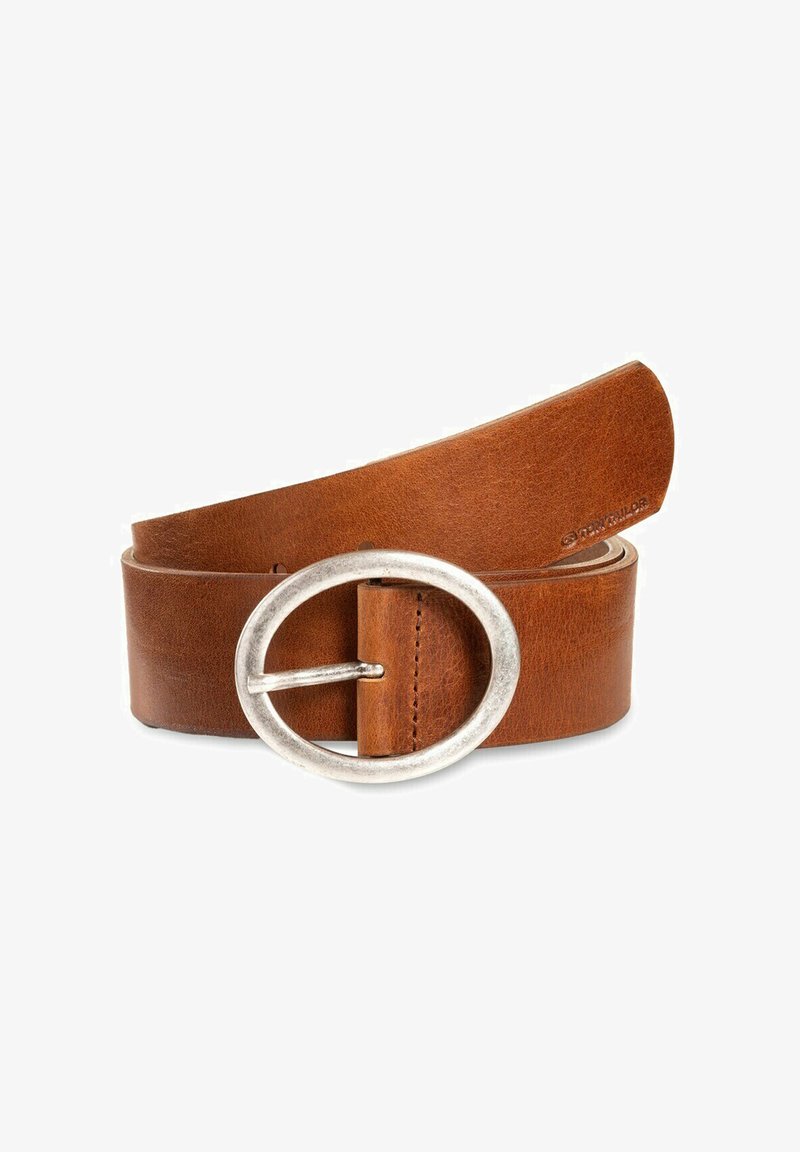 Brauner Leder-Gürtel mit einem breiten, glatten Riemen und einer silbernen, ovalen Metallschnalle mit texturierter Oberfläche.