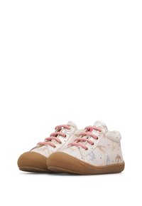 Scarpe in tela di colore chiaro con un motivo floreale, lacci rosa e suola in gomma beige. Design low-top con colletto imbottito per il comfort.