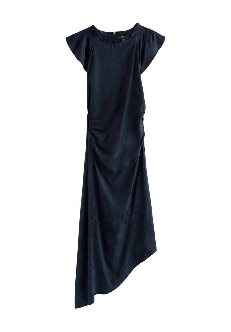 Robe bleu marine avec des manches courtes flottantes, encolure en scoop, ourlet asymétrique et motif de feuilles texturé. Détail de fronces sur le tissu.