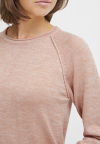 Oxmo OXDANIELA - Strickpullover - mahogany rose melange