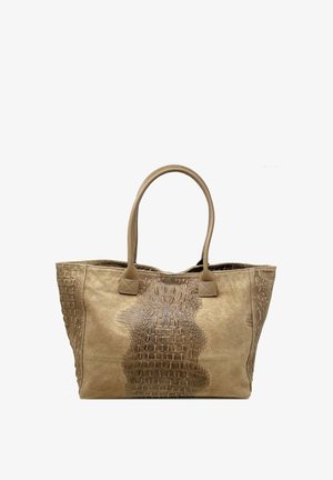 Borsa a tracolla in pelle marrone chiaro con motivo rettile testurizzato ed embossato. Presenta manici piatti doppi e una finitura morbida simile alla suede. Design minimalista.