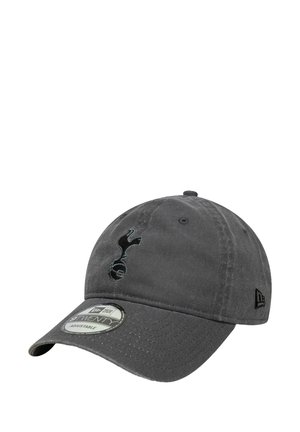 Casquette de baseball en coton gris avec une visière incurvée, arborant un logo brodé à l'avant, une sangle arrière ajustable et un tissu texturé.