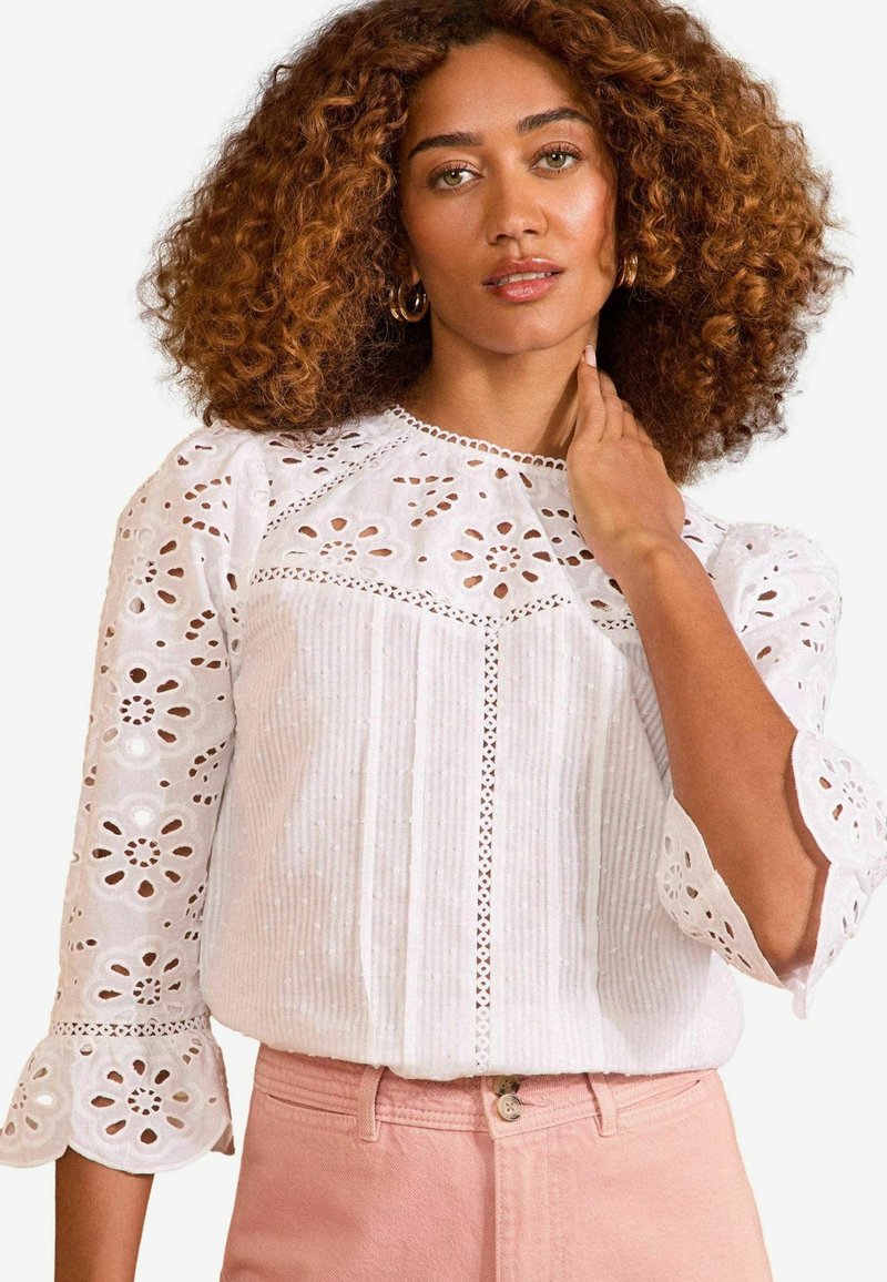 Love & Roses - REGULAR FIT - BRODERIE 3/4 SLEEVE CREW NECK  - Blouse - white ecru, Enlarge