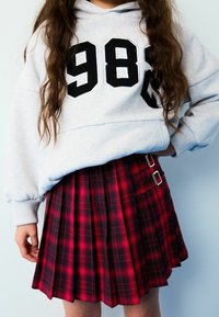 Next CHECK - REGULAR FIT - Faltenrock - red
