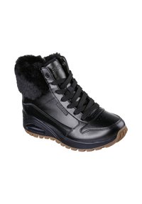 Schwarze Winterstiefel aus Leder mit Pelzkragen, schwarzen Schnürsenkeln und brauner Gummisohle, entworfen für kaltes Wetter und den Einsatz im Freien.