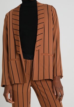 Blazer - metallic red