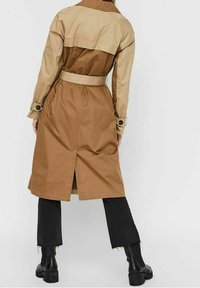 Vero Moda Prochowiec