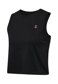 Czarny sportowy top bez rękawów z okrągłym dekoltem i małym czerwonym podwójnym logo chevron na piersi.