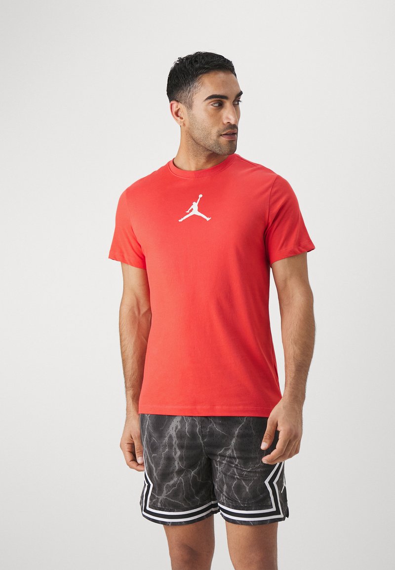 Jordan JUMPMAN SHORT SLEEVE CREW - Camiseta deportiva - lobster/dune red