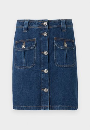 Jeansrock in dunkelblau mit einem vorderen Knopfverschluss und dekorativen Kristallakzenten, zwei Seitentaschen und einem geraden Schnitt.