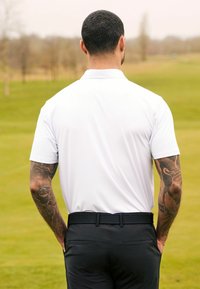 Next REGULAR FIT biały