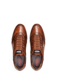 Pikolinos CON ELÁSTICOS  - Zapatillas - cuero