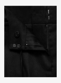 Vybráno, black