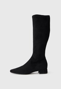 Geselecteerd, black fab