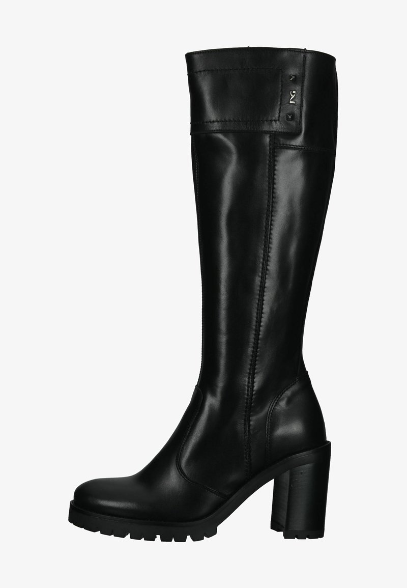 Knöchelhohe schwarze Lederstiefel mit klobigem Blockabsatz und strukturiertem Sohlen. Sie haben eine glatte Oberfläche und einen seitlichen Reißverschluss für einfaches An- und Ausziehen.