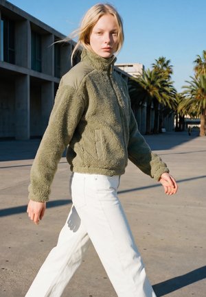 Urban Classics Giacca in pile - palegreen