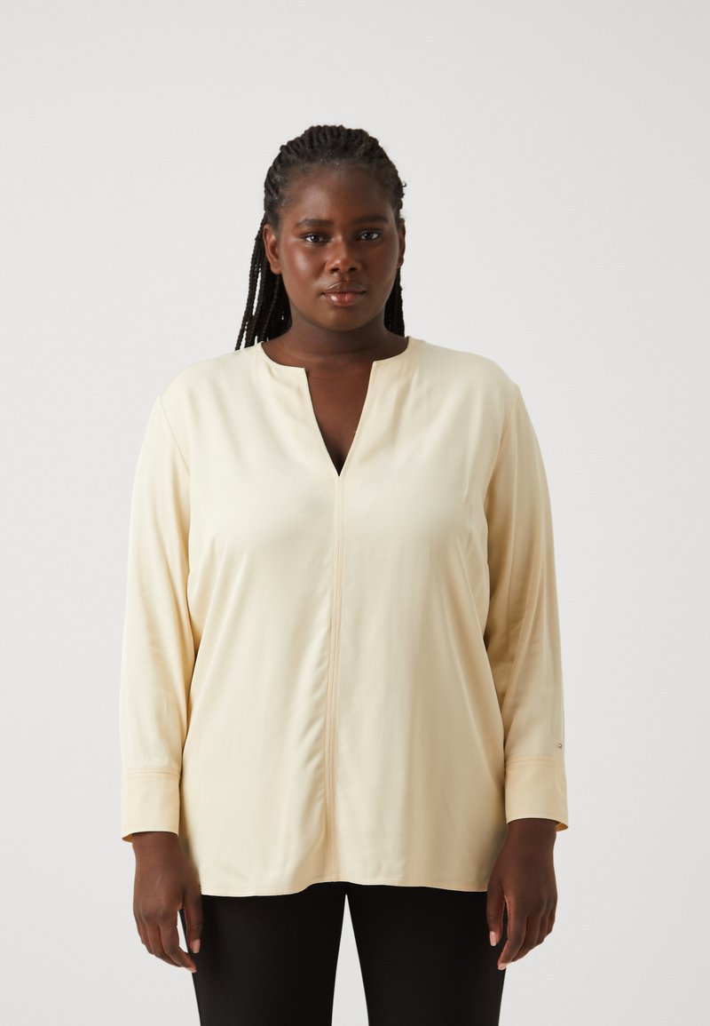 Tommy Hilfiger Curve V NECK - Túnica - country ivory