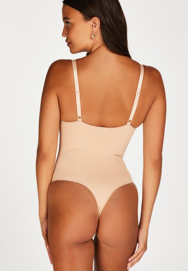 SEAMLESS ENHANCING HIGH LEG  - Body - beige3