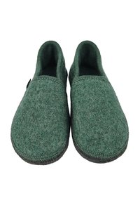 Groene vilten sloffen met een zachte textuur, ronde vorm en zwarte rubberen zolen; heeft gestikte randen en een instapontwerp.