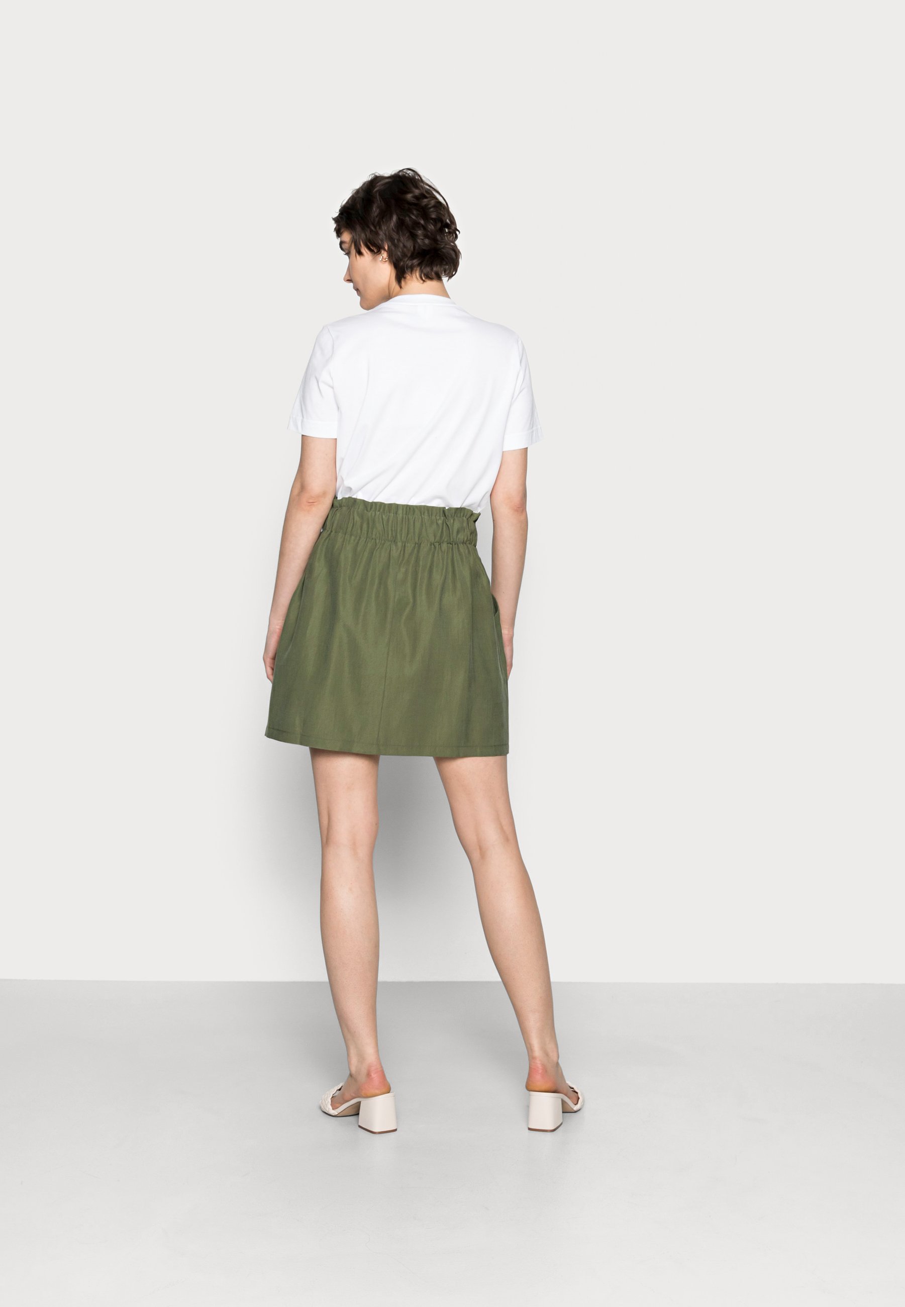 NAF NAF AURORE - Mini skirt - marais/light yellow - Zalando.de