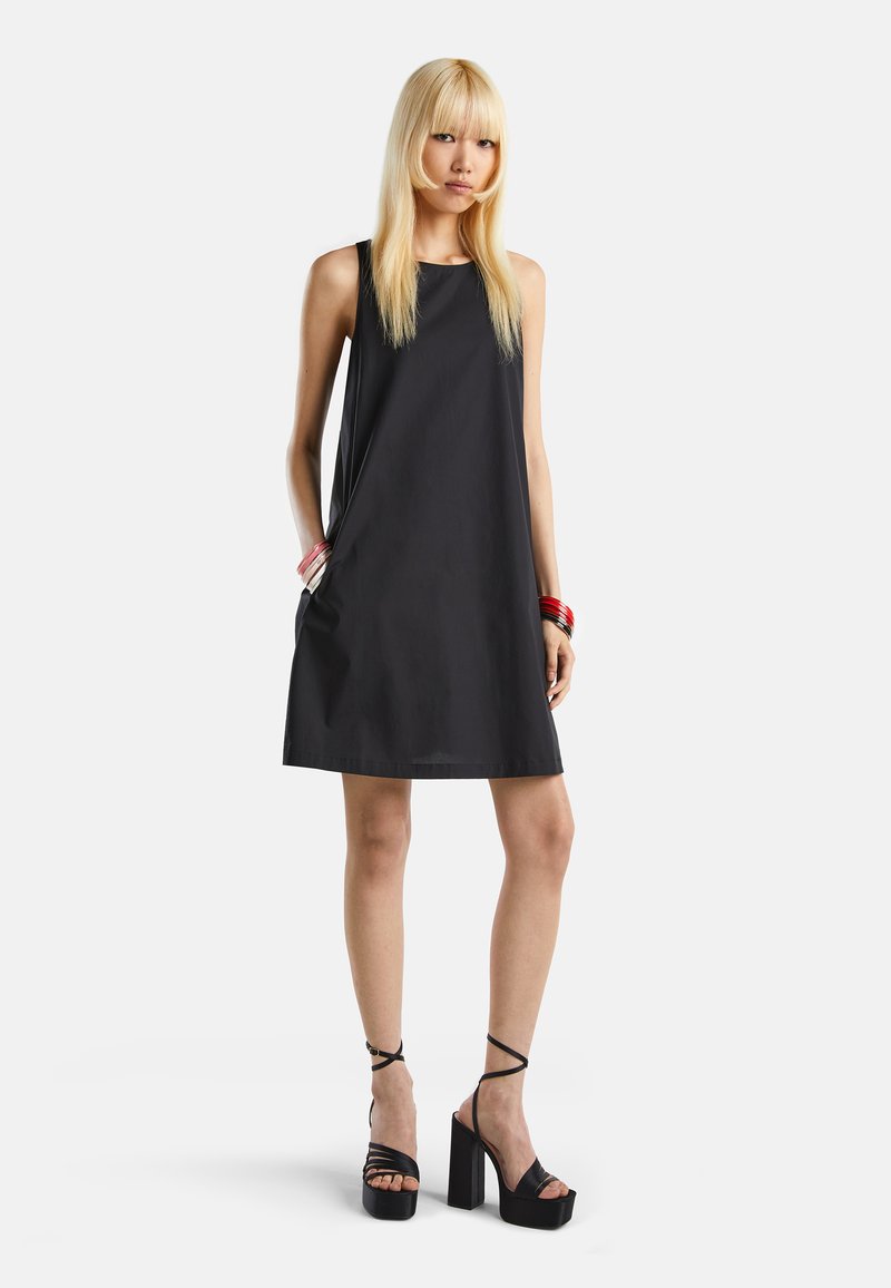 United Colors of Benetton Jurk zwart United Colors of Benetton Jurk zwart