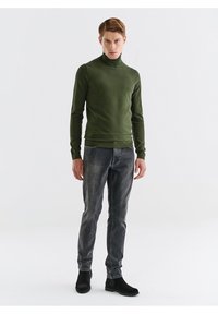 Pako Lorente GOLF zielony