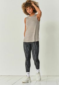 Next Topp - neutral